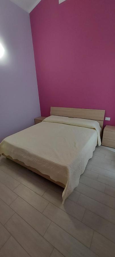 Case Vacanze Le Rose Campofelice Di Roccella Zewnętrze zdjęcie