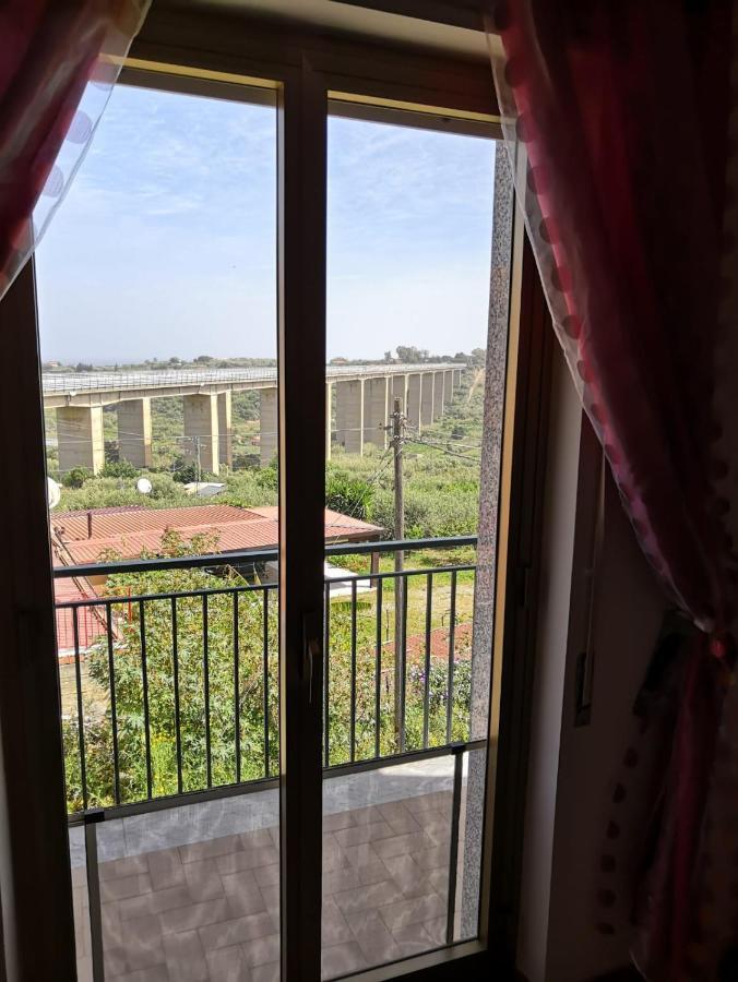 Case Vacanze Le Rose Campofelice Di Roccella Zewnętrze zdjęcie
